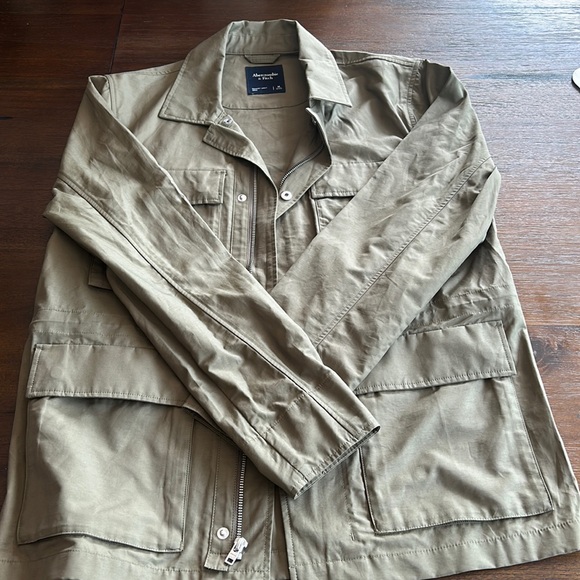 Abercrombie & Fitch Cargo Jacket - Picture 1 of 6